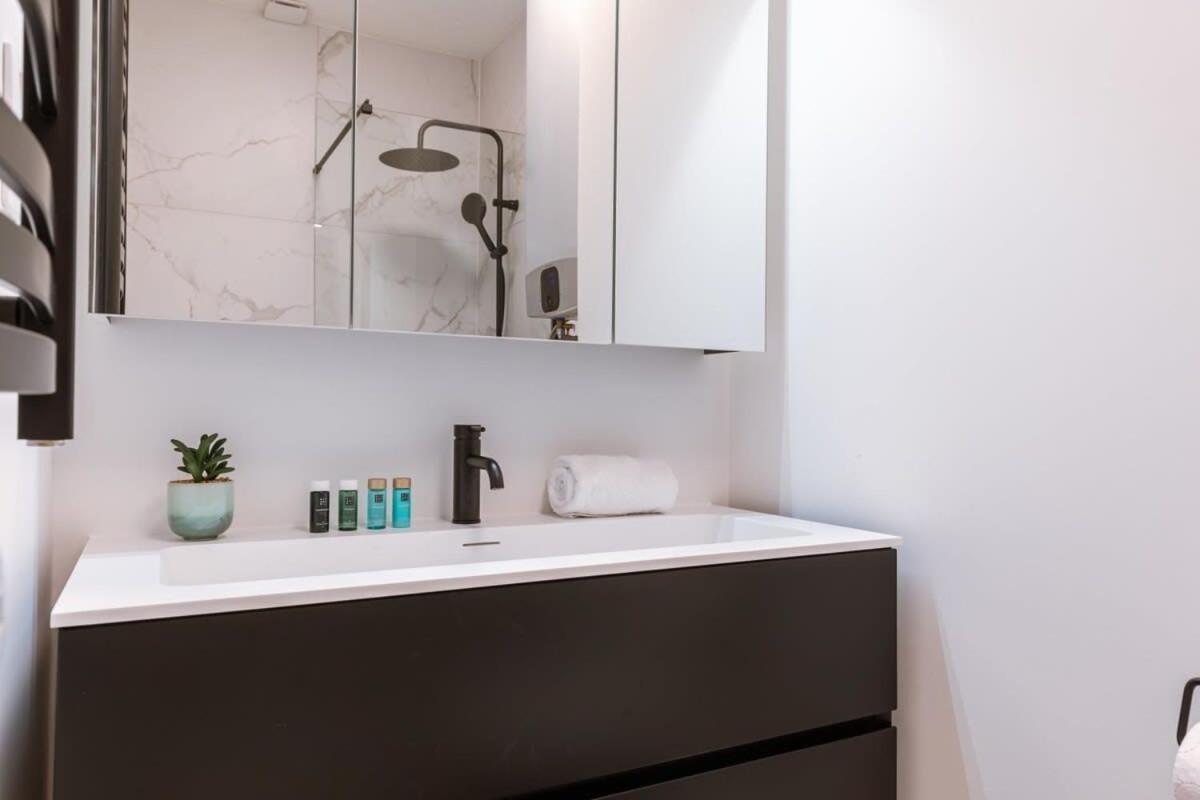 Huswell - Brand New Apartment Near The Beach Бланкенберге Экстерьер фото